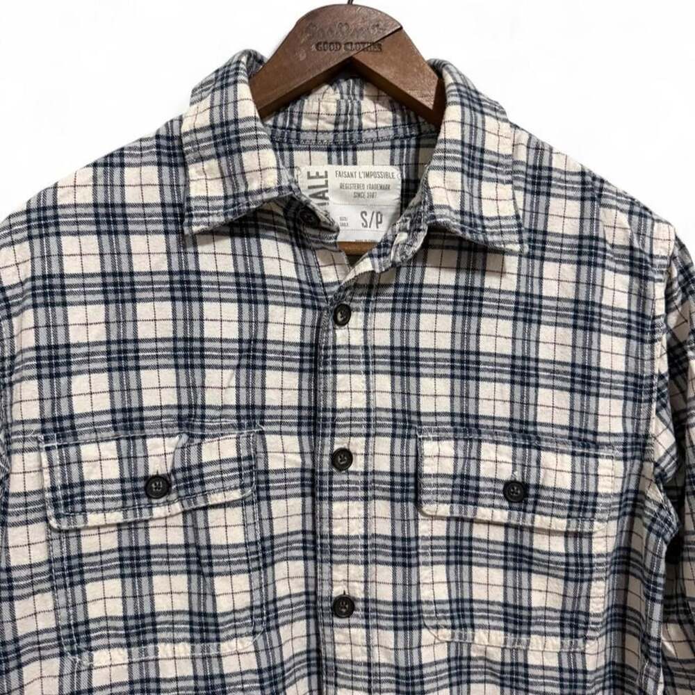 Aéropostale Plaid Flannel Button Down Shirt Small White Navy Blue